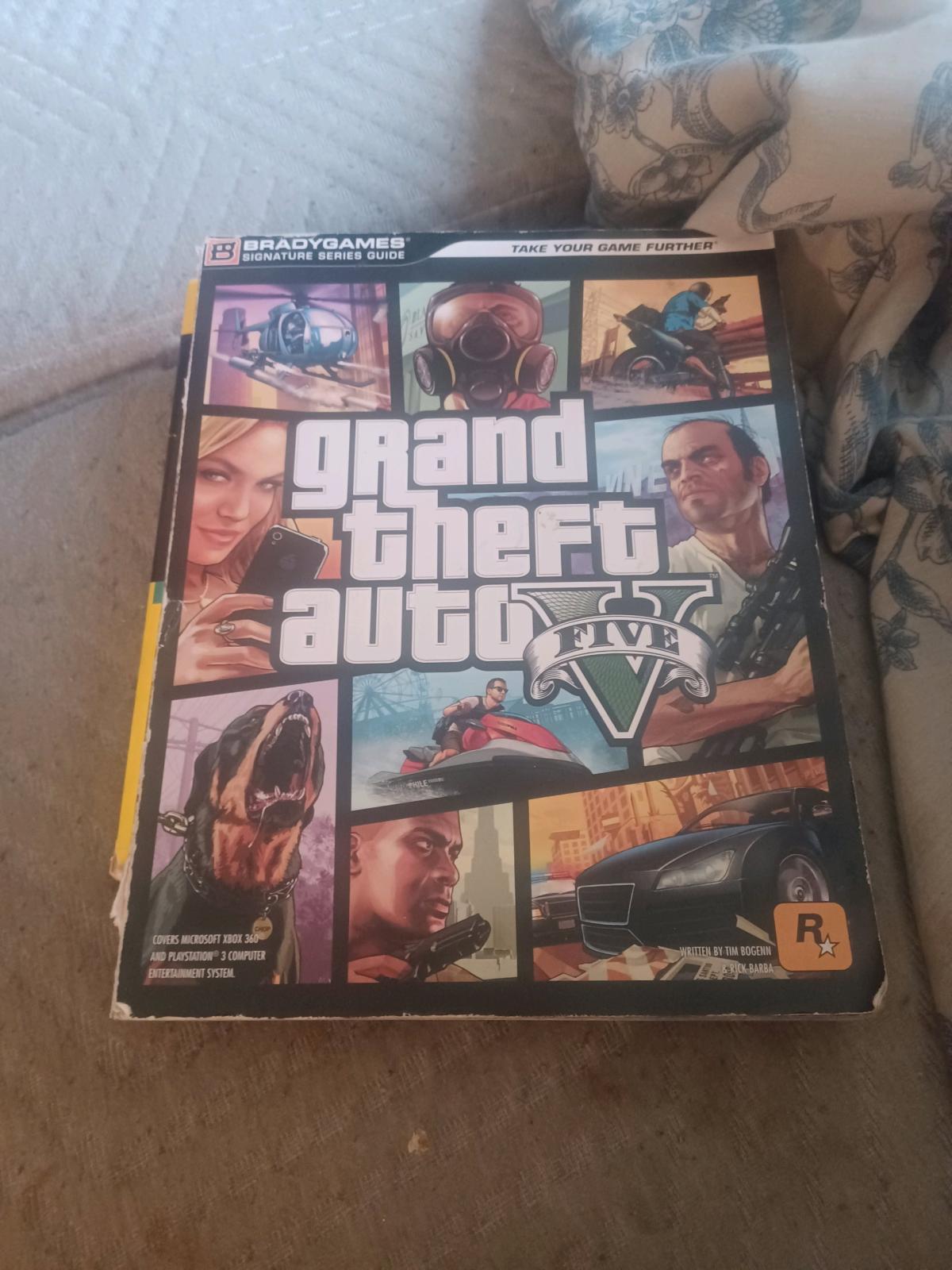GTA V GUIDE BOOK - Concord, California - FleaMarketBay