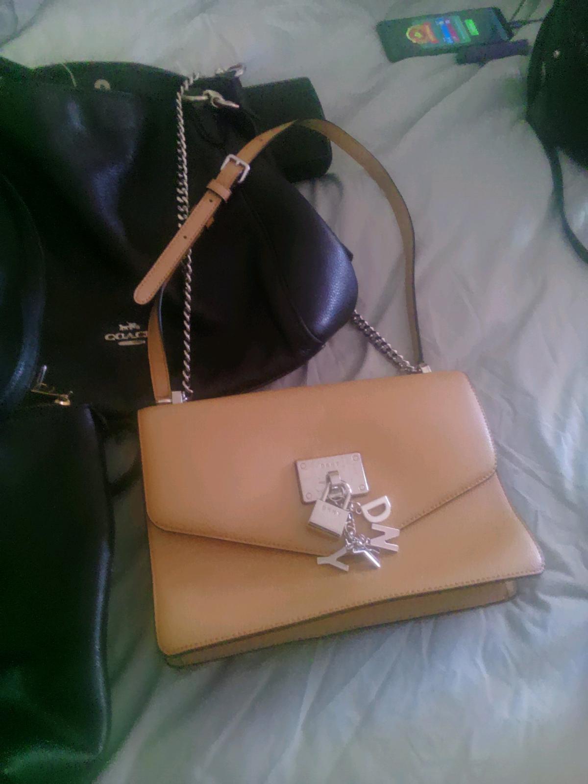 coach DKNY hand bags Antonio Melanie heels size 75 - Tampa, Florida - FleaMarketBay