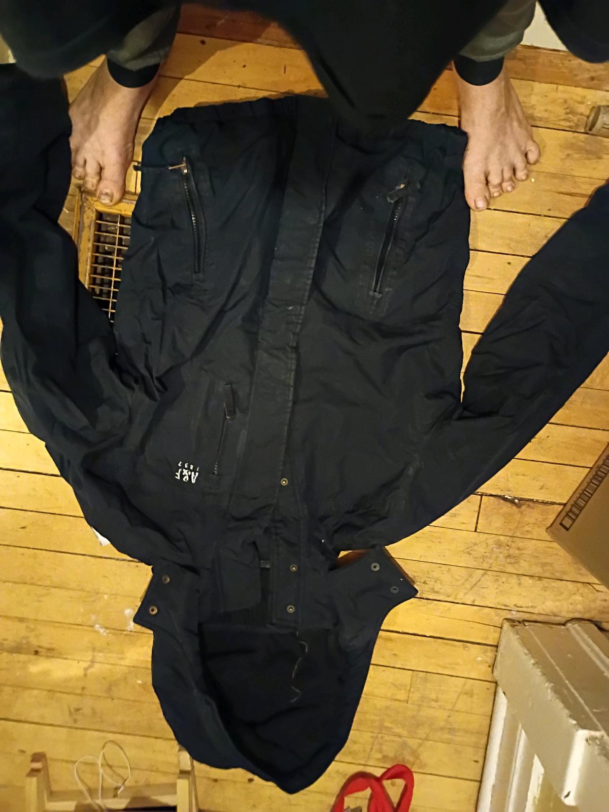 ambercrombie and fitch black nylon jacket - Duluth, Minnesota - FleaMarketBay