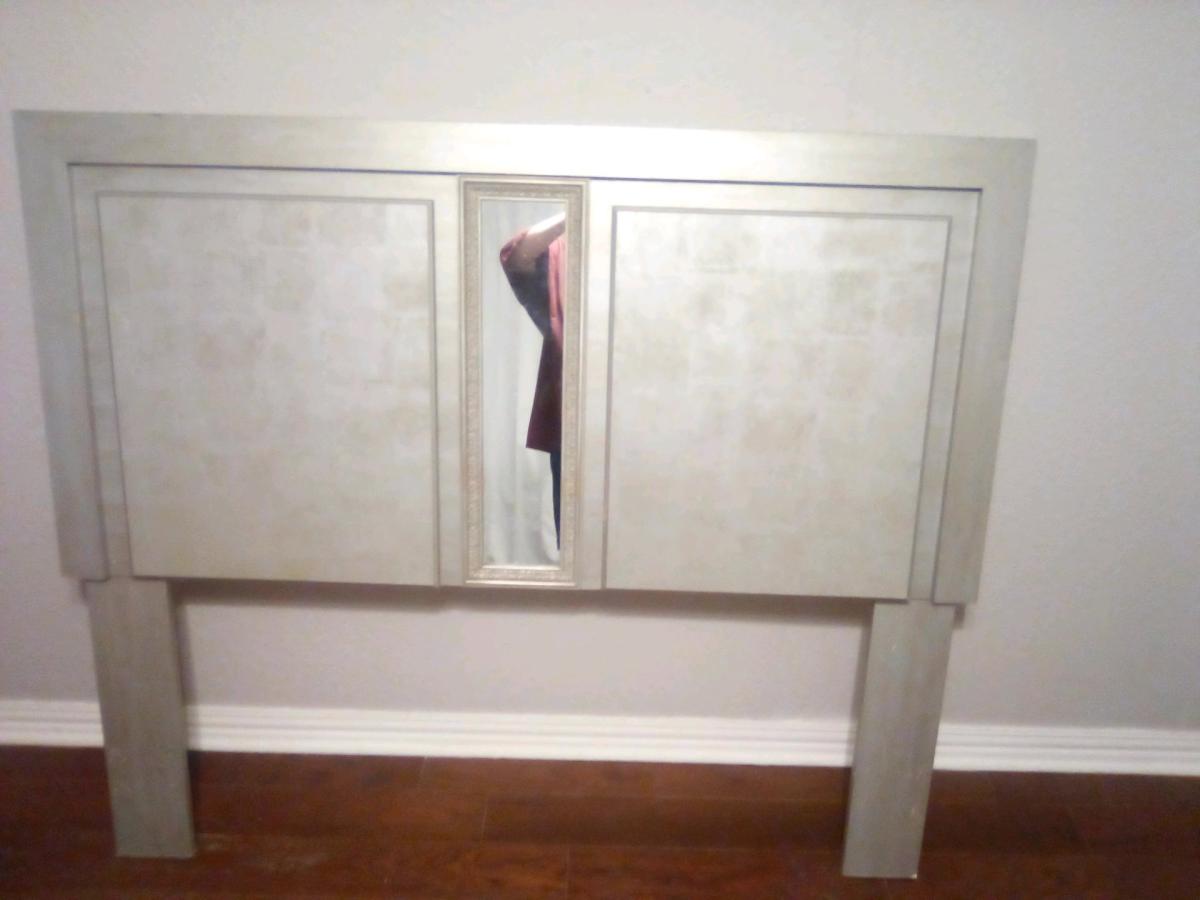 bed headboard - Pangburn, Arkansas - FleaMarketBay