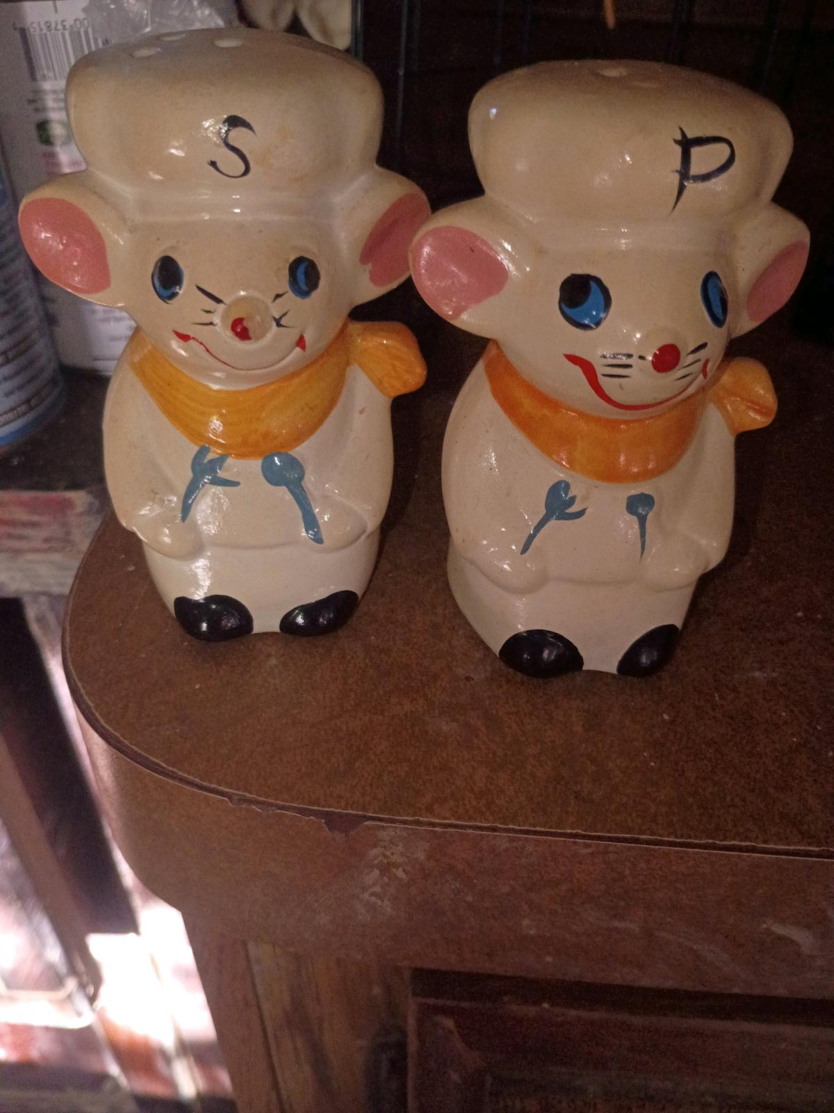 Enesco mice chef salt and pepper shakers - Winfield, Kansas - FleaMarketBay