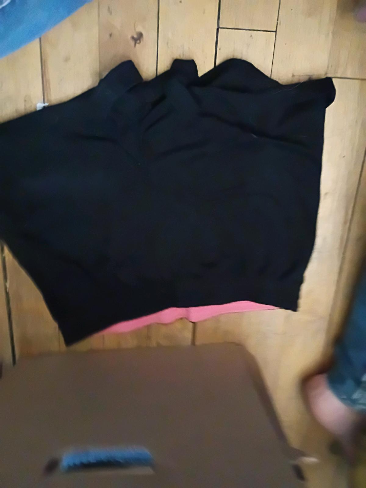 black shorts with pink waist band - Duluth, Minnesota - FleaMarketBay