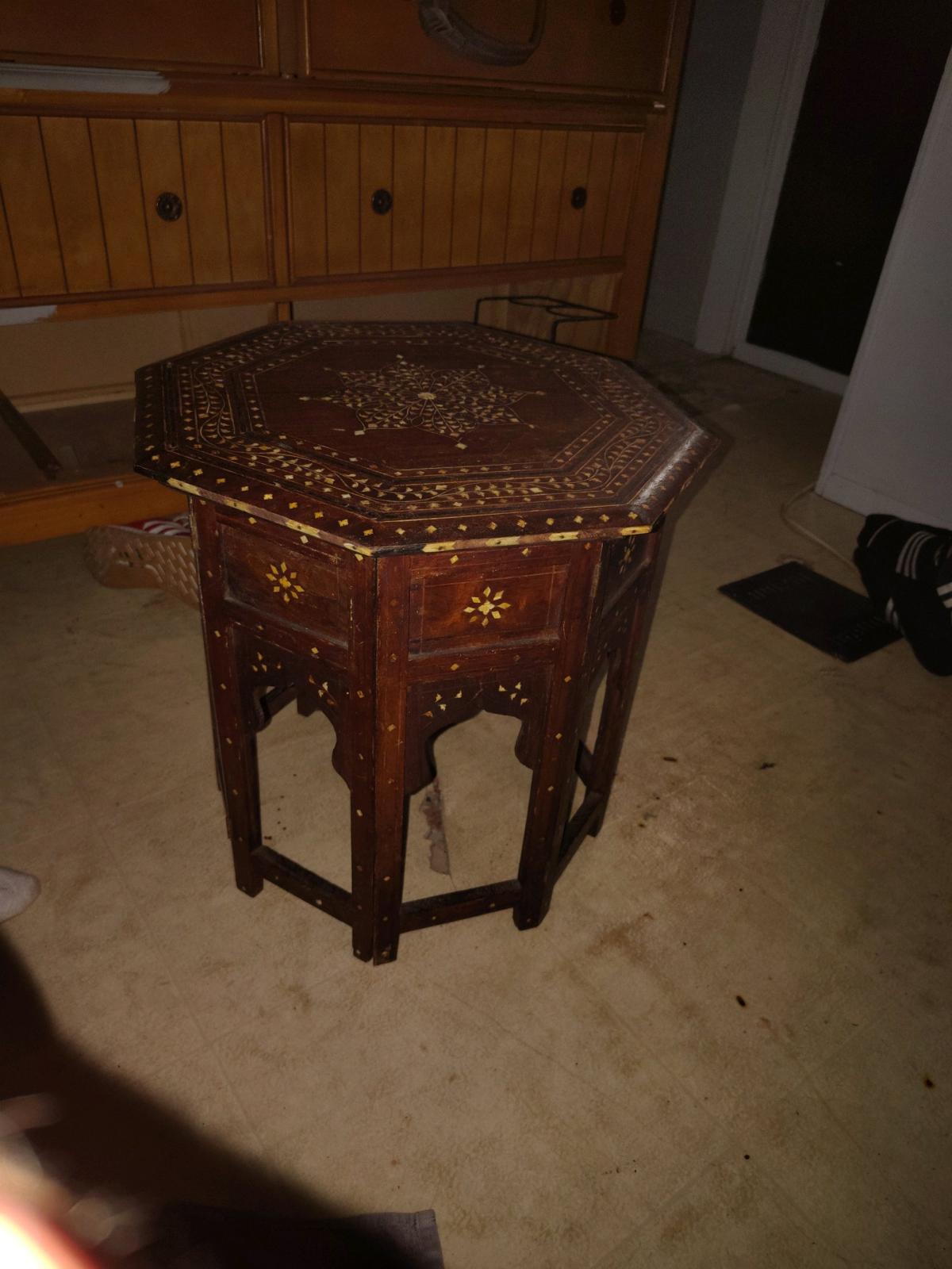 18th to 19th century octagon bone inlay table - Altamonte Springs, Florida - FleaMarketBay