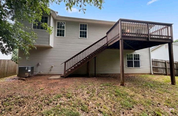 4 Bedroom 3 Bathroom House For Rent - Lithonia, Georgia - FleaMarketBay