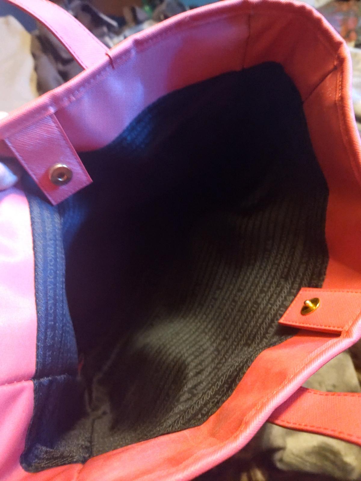 faux chanel purse leather with chain accents - Kenosha, Wisconsin - FleaMarketBay