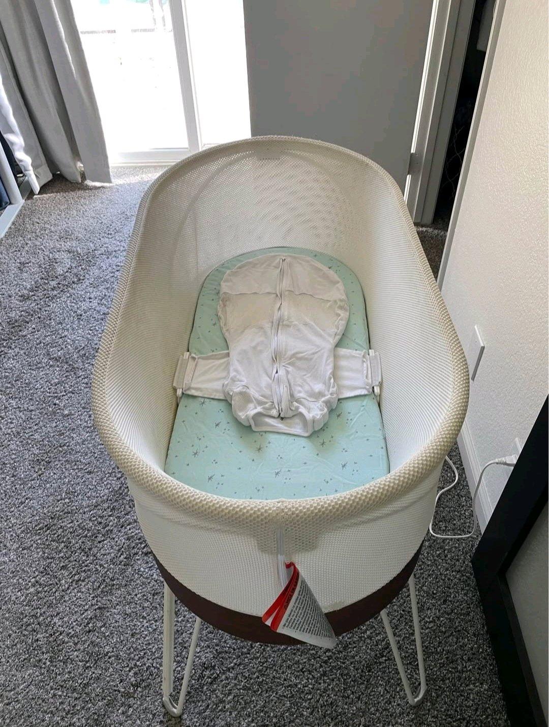 Happiest Baby Snoo Bassinet - Aiken, South Carolina - FleaMarketBay
