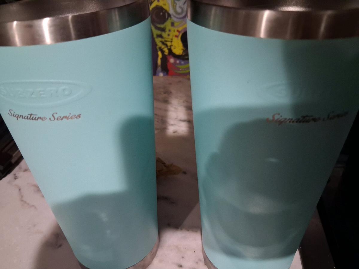 set of 2 sub zero signature series  tumblers - Clearwater, Florida - FleaMarketBay