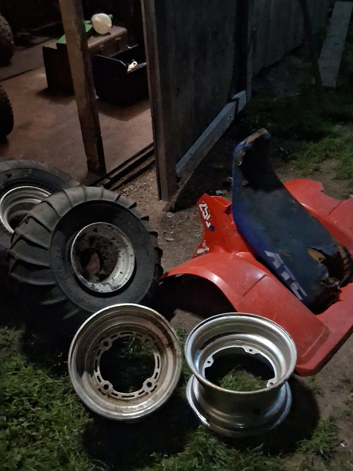 Honda 250r atc parts - Forest City, Pennsylvania - FleaMarketBay
