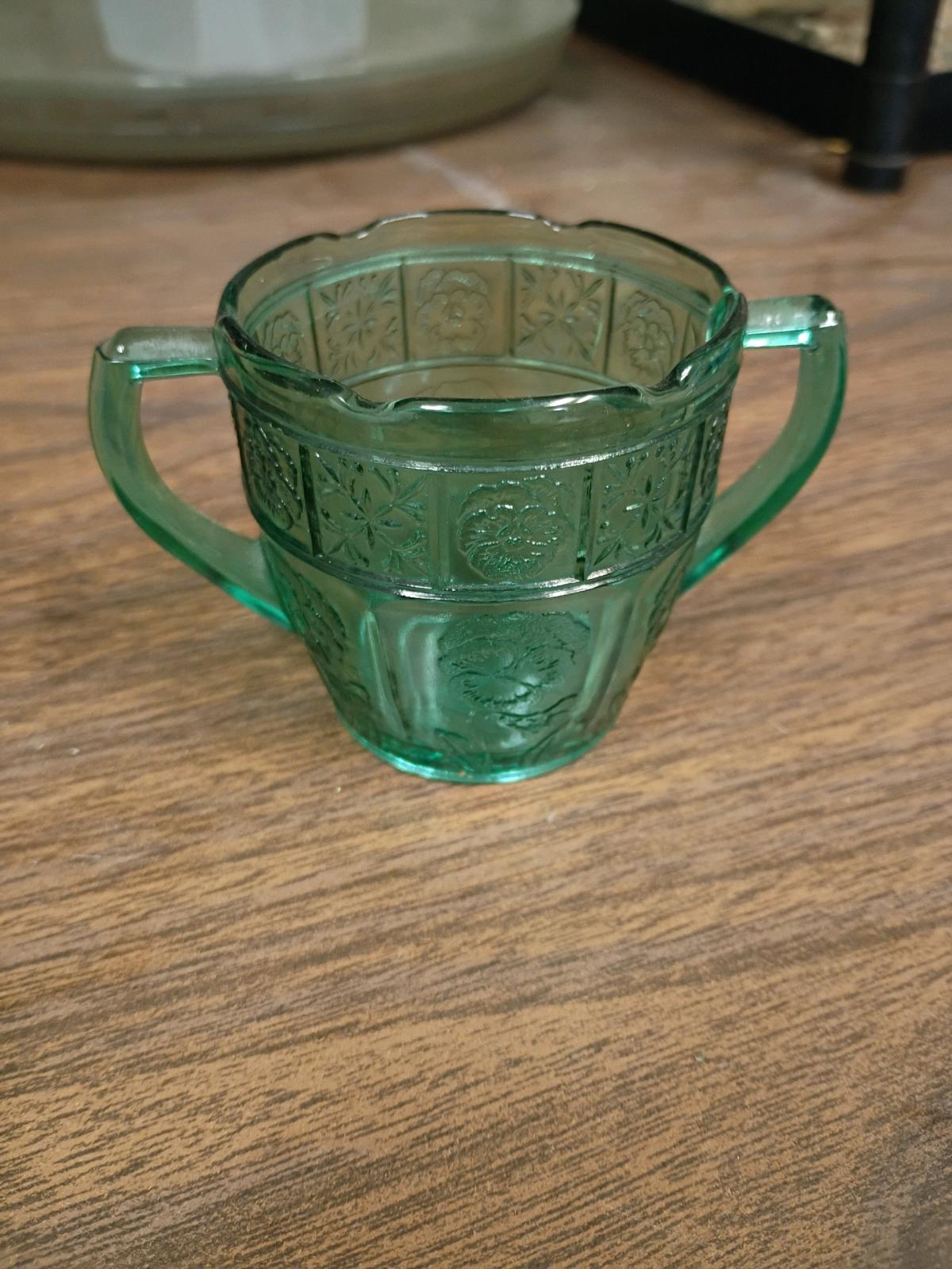 Jeanette Glass Company Doric and Pansy sugar bowl - Winfield, Kansas - FleaMarketBay