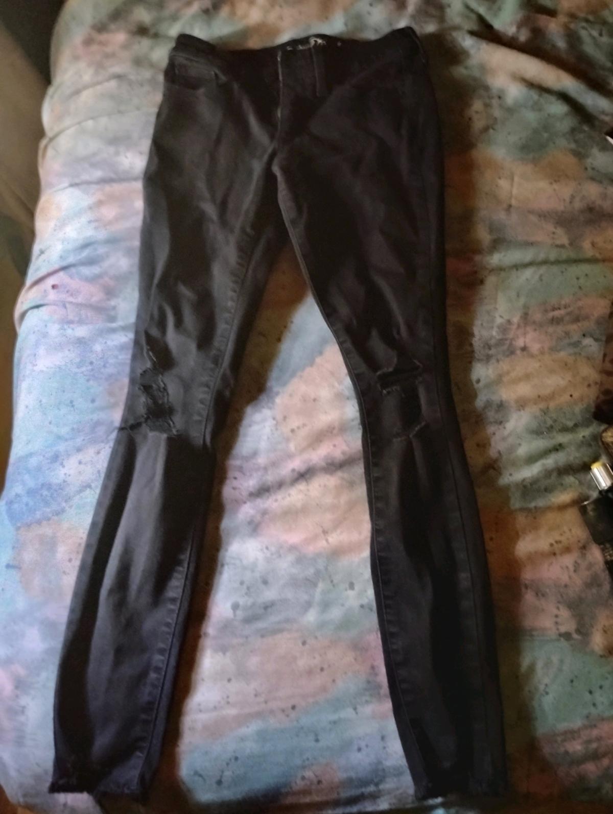 A Sexy Tight Pair of Black Pants - Swansea, South Carolina - FleaMarketBay