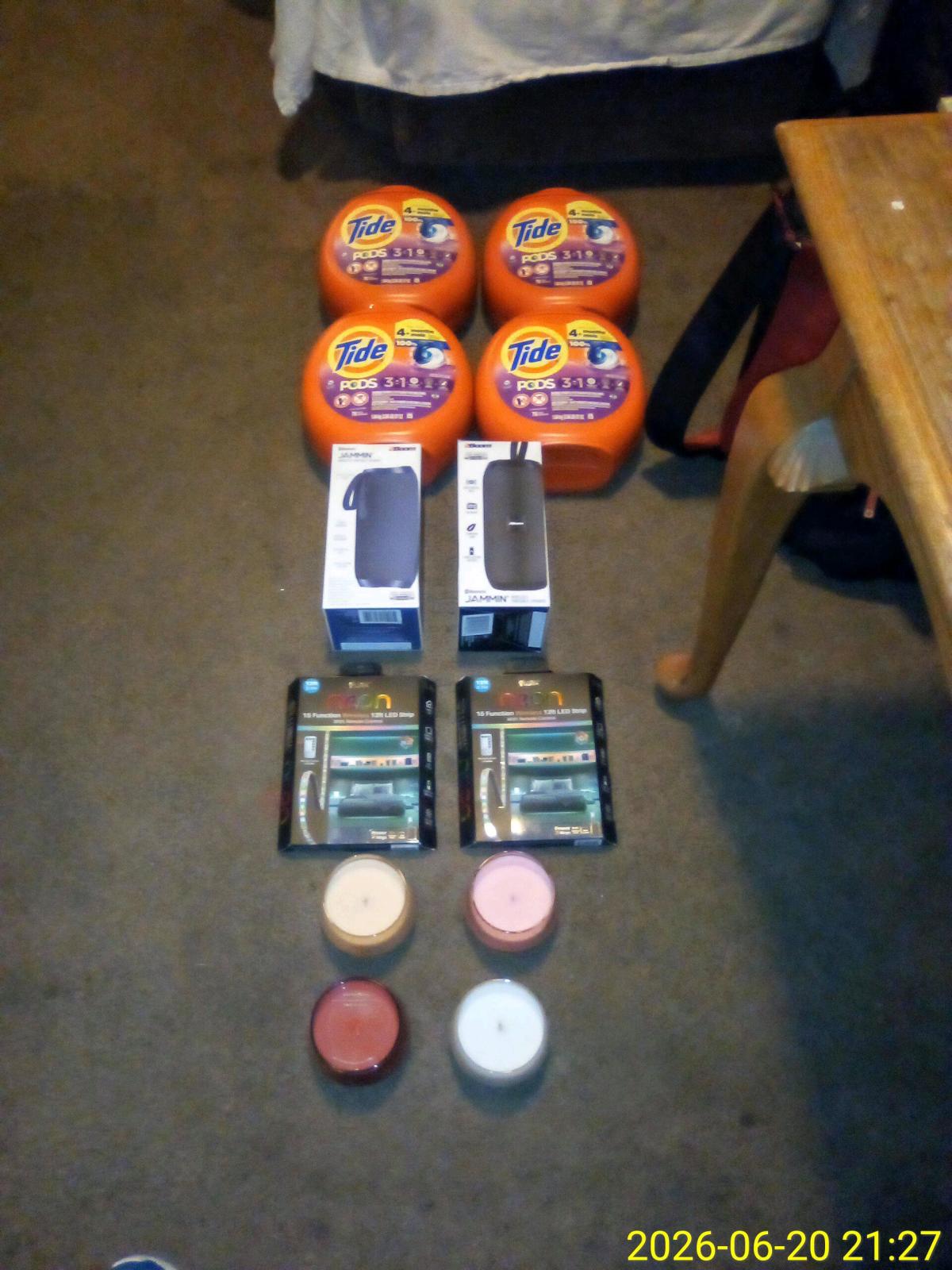 Tide Pods Yankee Candles Bluetooth Speakers LED Lights - Columbus, Ohio - FleaMarketBay