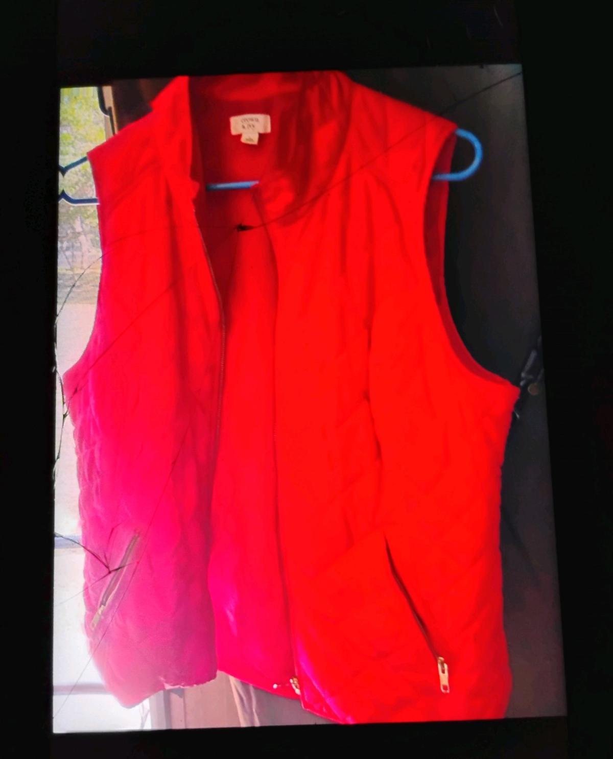 A Nice New Pink Vest with Pockets - Swansea, South Carolina - FleaMarketBay