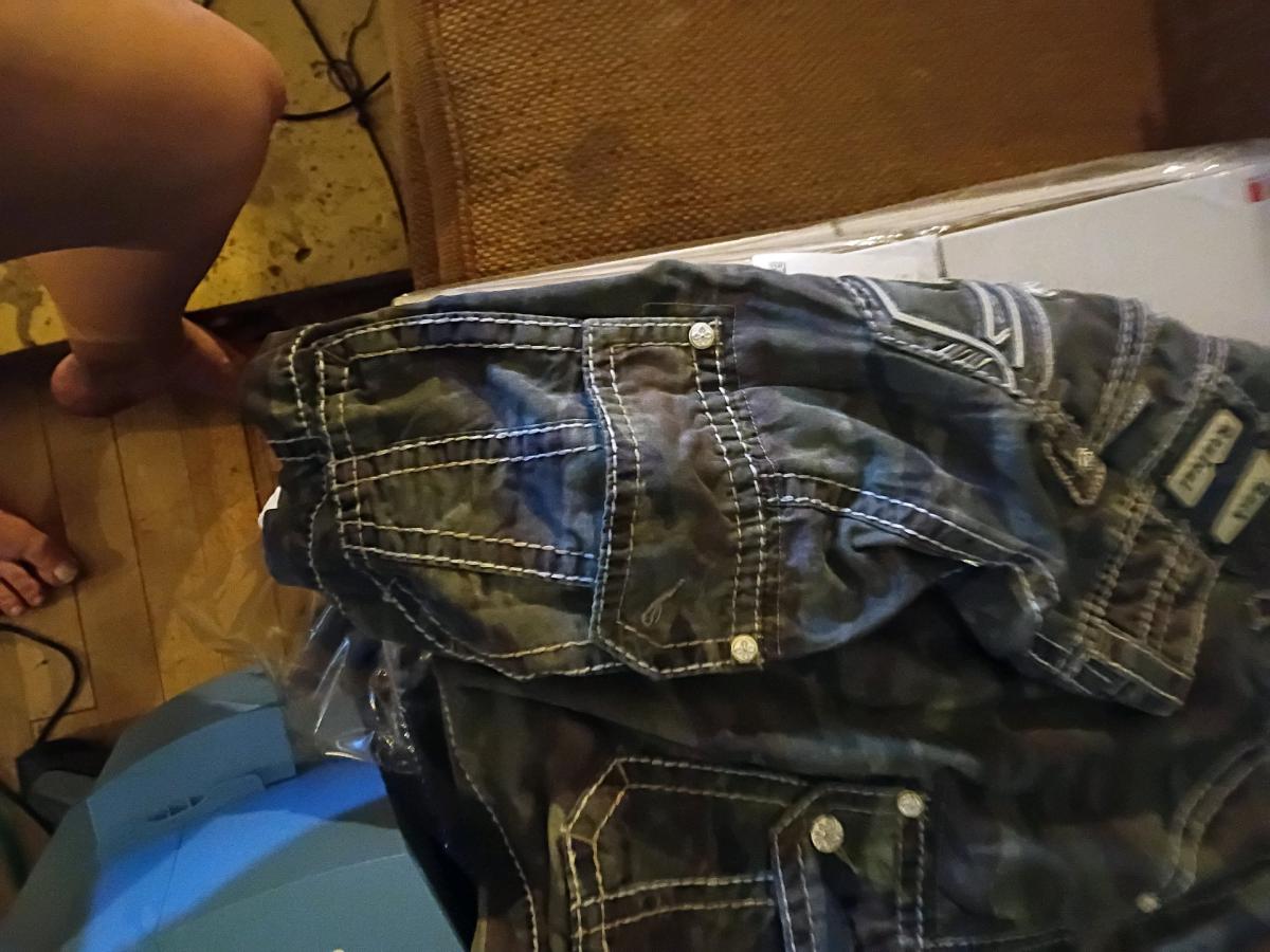 shorts like new rock revivals size 44 - Duluth, Minnesota - FleaMarketBay
