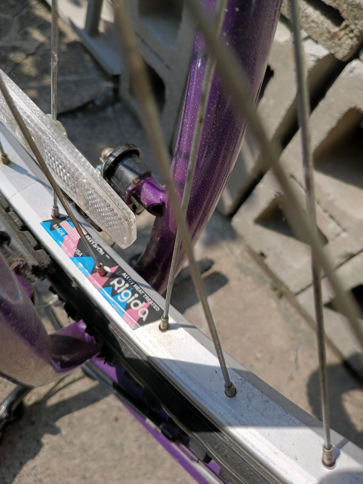 Vintage Ross Mt Jefferson Ladies Mountain Bike - Philadelphia, Pennsylvania - FleaMarketBay