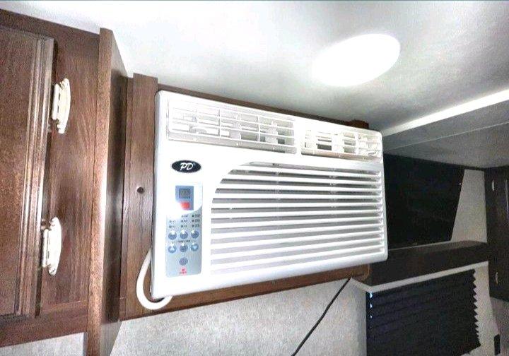 JAYCO TRAVEL TRAILER JAYFLIGHT SLX 195RB - Orlando, Florida - FleaMarketBay