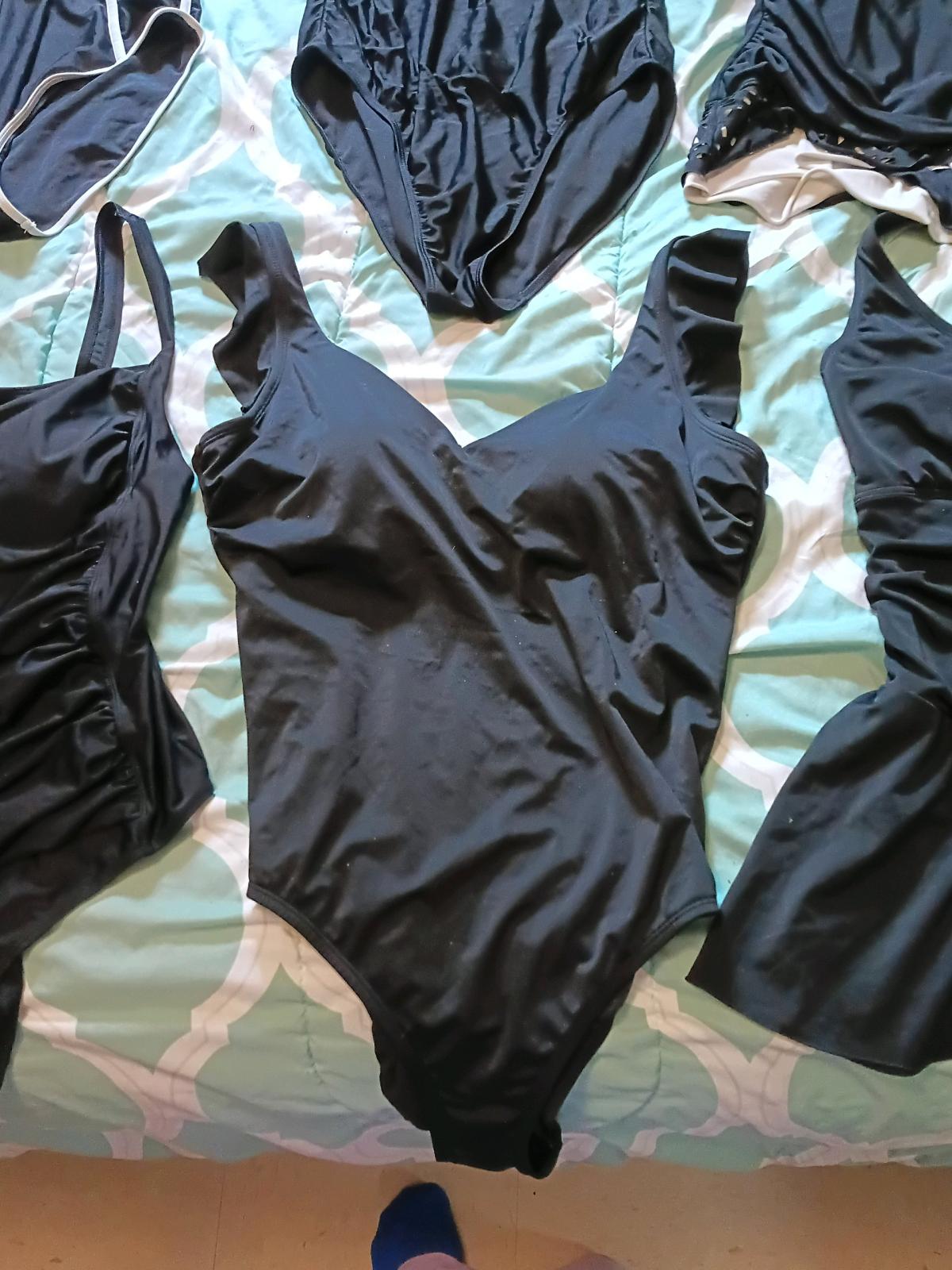 womens swimsuits size xl  bundle of 4 - Hamilton, Alabama - FleaMarketBay