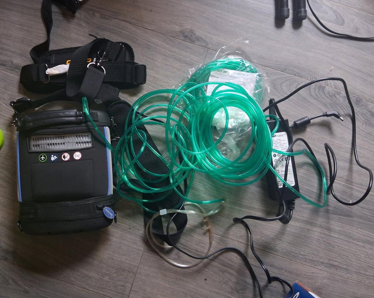 Invacare Platinum Mobile Oxygen Concentrator - Laurinburg, North Carolina - FleaMarketBay
