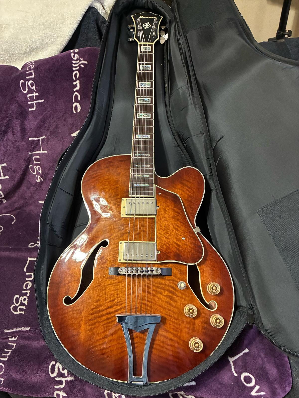 Ibanez electric guitar with case and stand and strap - Las Vegas, Nevada - FleaMarketBay