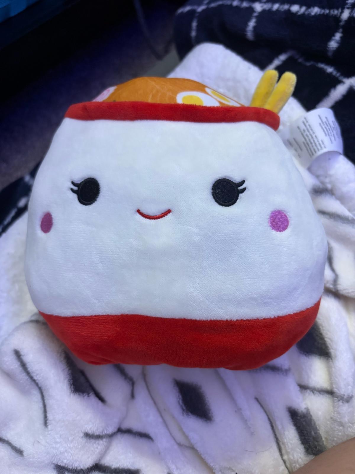 A Roman bowl that flips into a dragon fruit - West Chicago, Illinois - FleaMarketBay