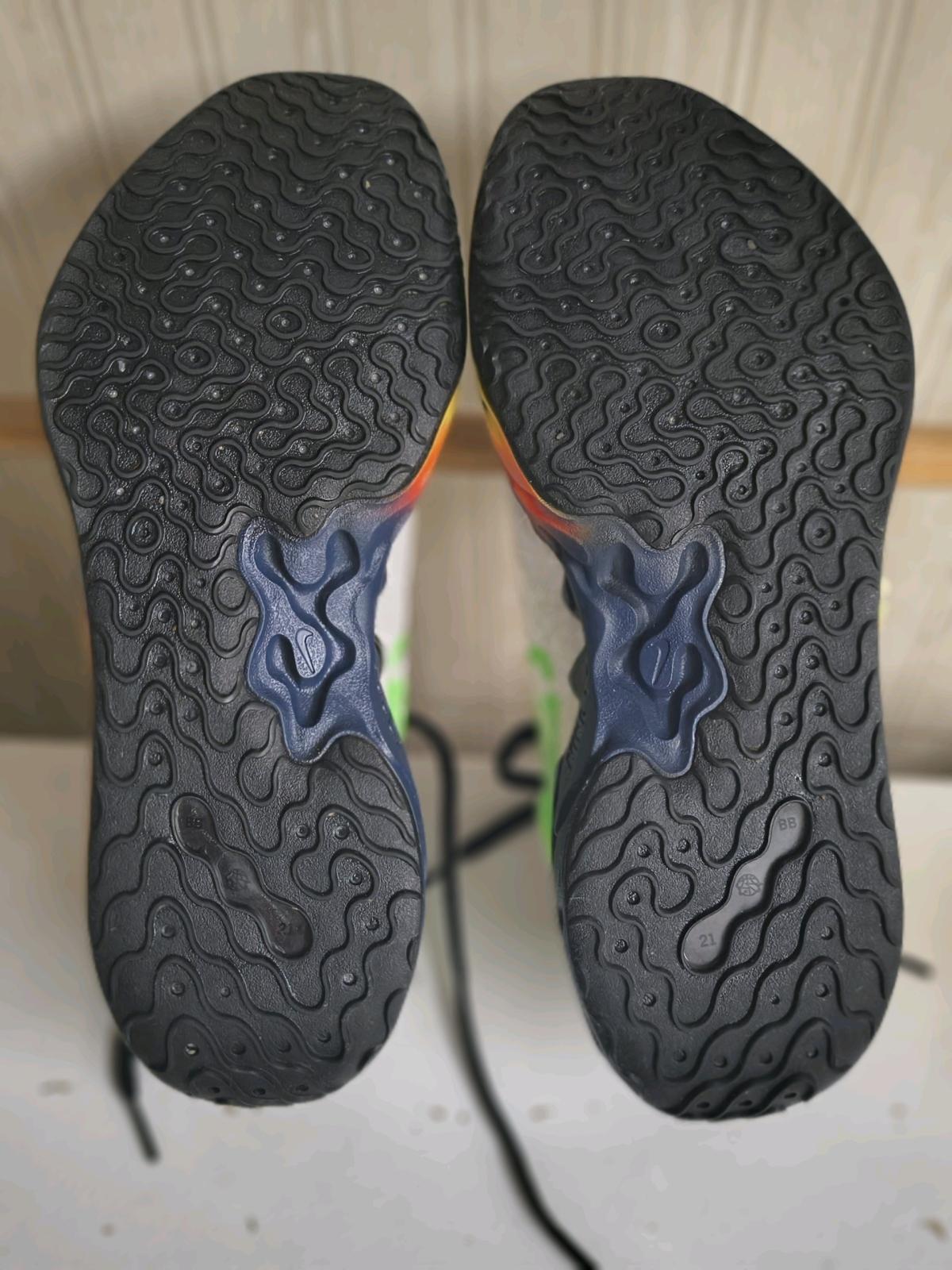 Nike Zoom GT Run Mens 7 and a half - Loveland, Ohio - FleaMarketBay