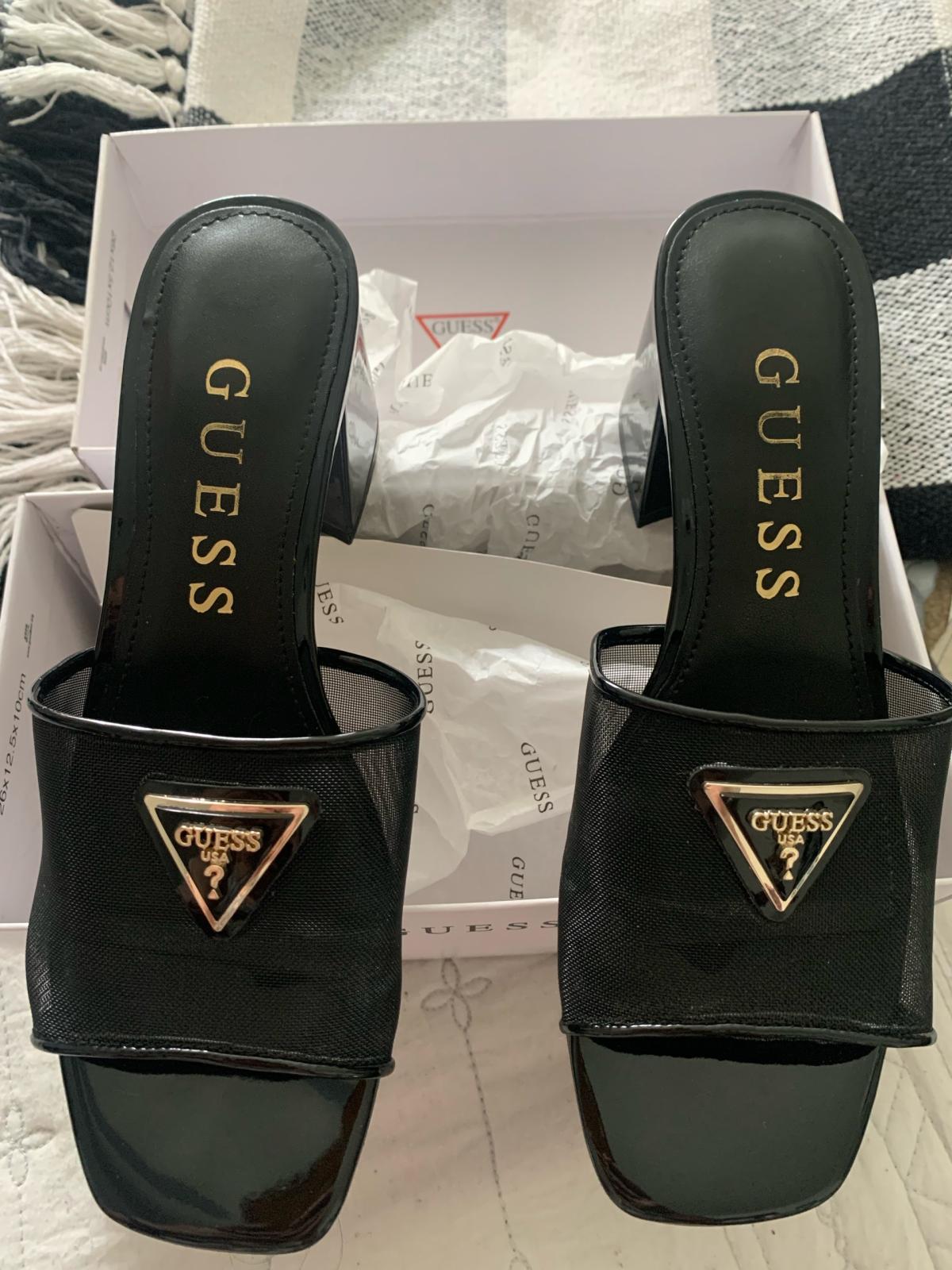 Guess black sandals brand new with box - Altamonte Springs, Florida - FleaMarketBay