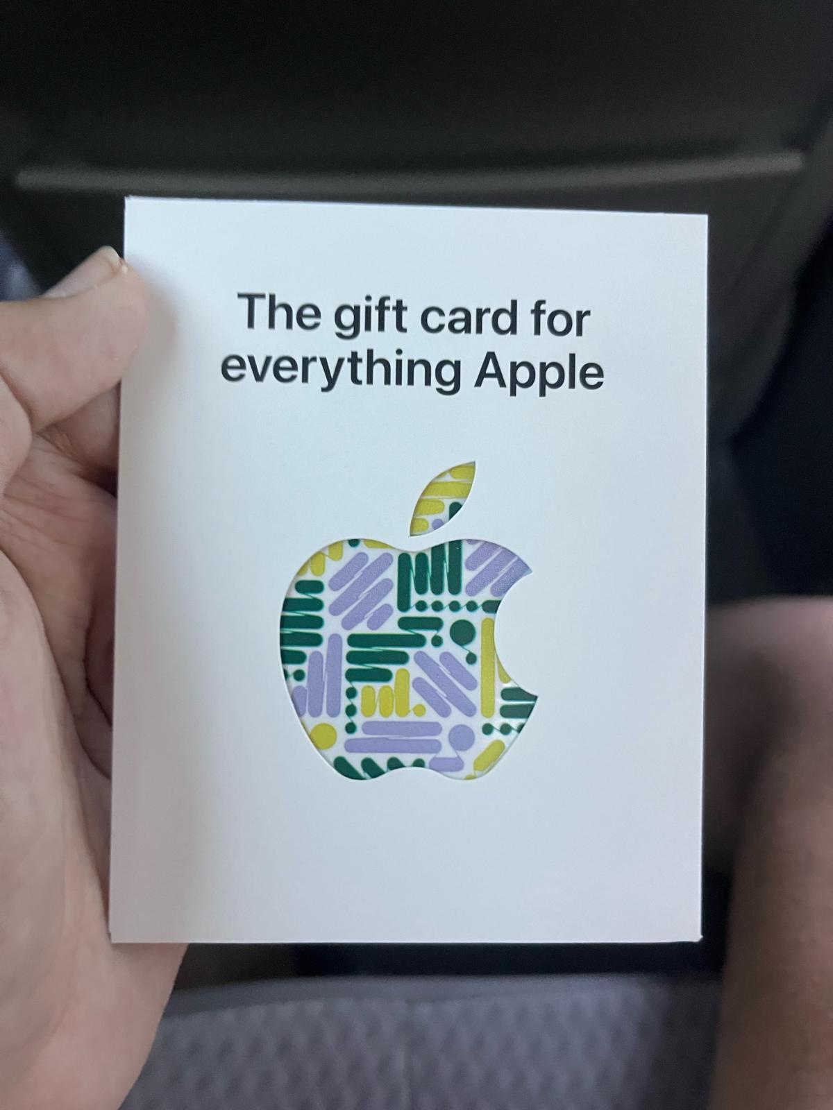 Apple gift card with 480 dollars in it brand new unopened - Acampo, California - FleaMarketBay