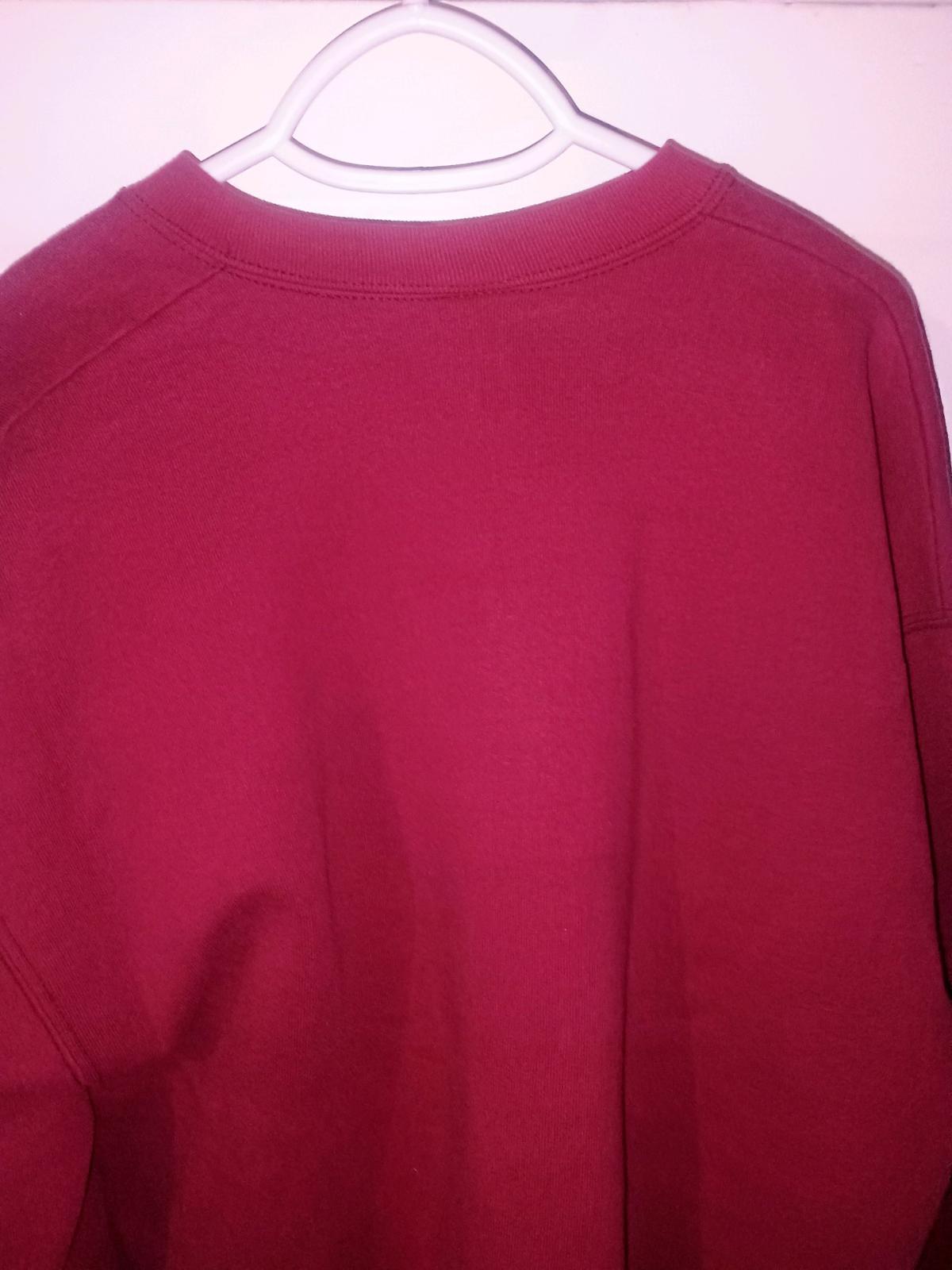 Vintage 90s MunsingWear Burgandy Blank Sweatshirt Made USA - Turlock, California - FleaMarketBay