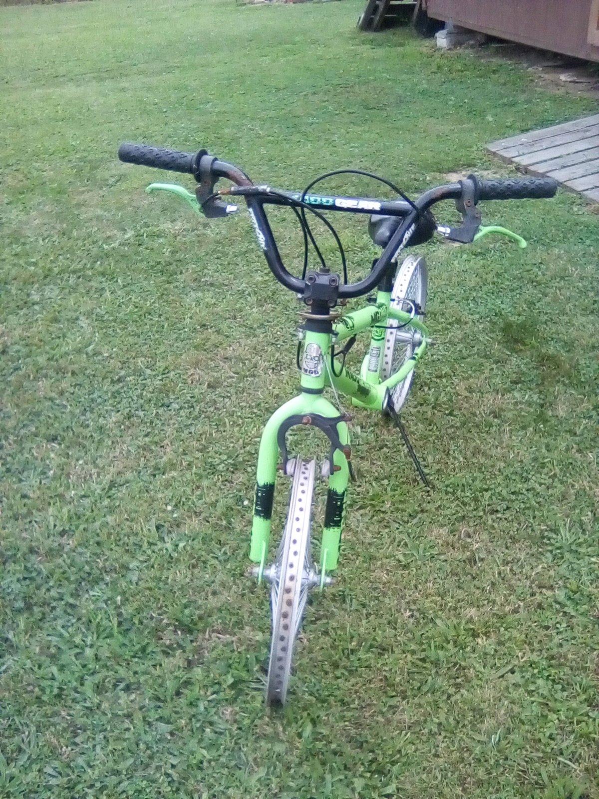 20 inch madd gear bike cycle roller - Cynthiana, Kentucky - FleaMarketBay