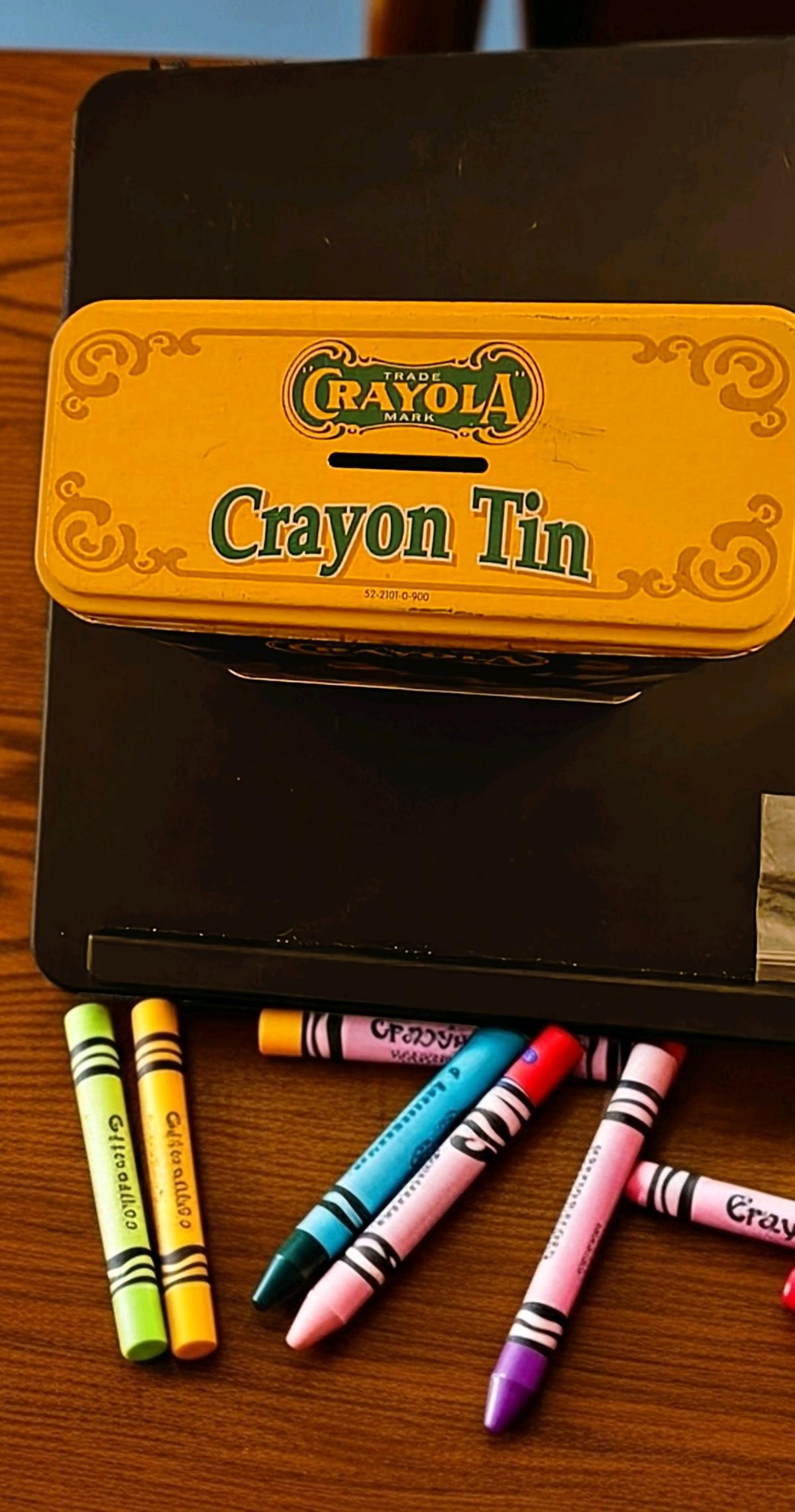 Crayola Tin Bank copyright 2001 - Georgetown, South Carolina - FleaMarketBay