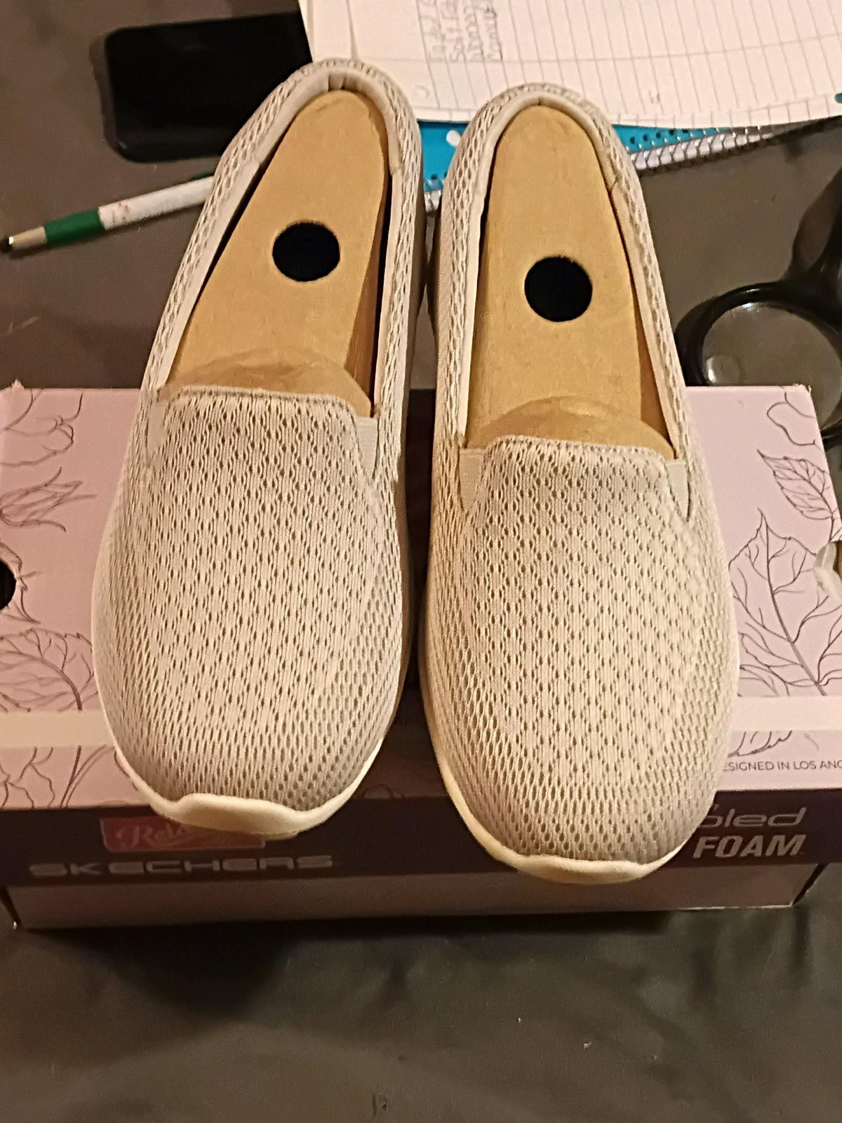 Relaxed Fit From Skechers With Air Cooled - Lockport, Louisiana - FleaMarketBay