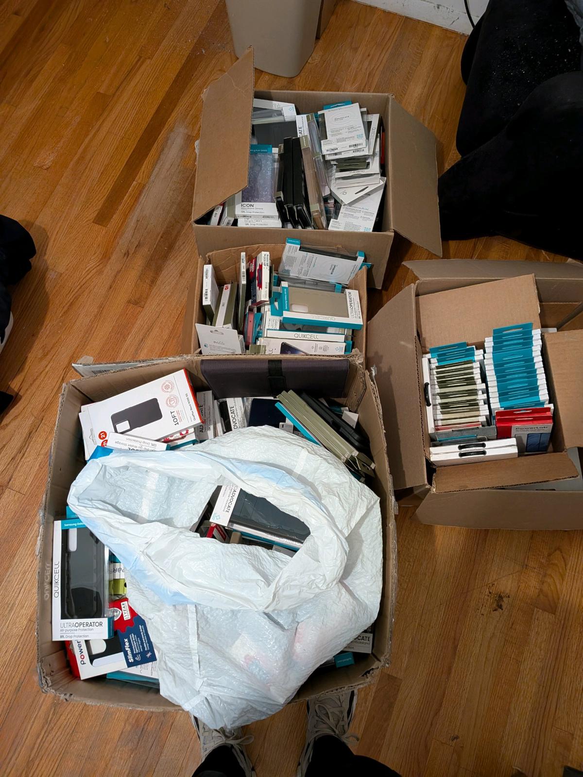 cellphone cases and screen protectors - Ogden, Utah - FleaMarketBay