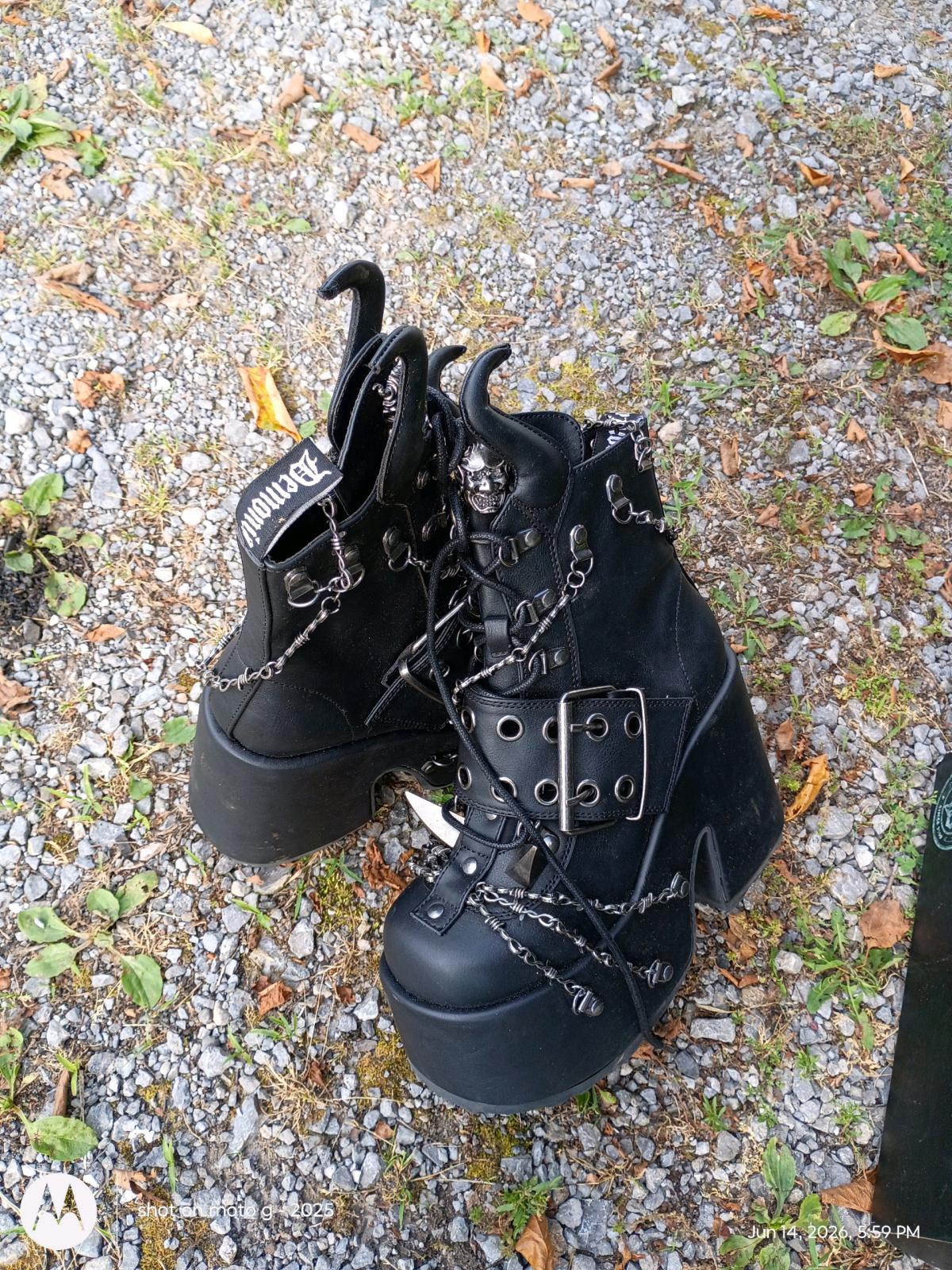 Demonia Boots - Clintwood, Virginia - FleaMarketBay