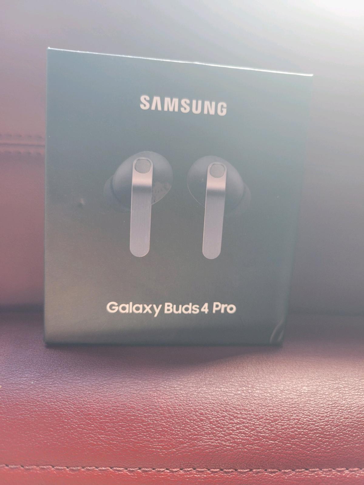 Samsung Galaxy Buds 4 Pro With Adaptive Active Noise Cancell - Queensbury, New York - FleaMarketBay