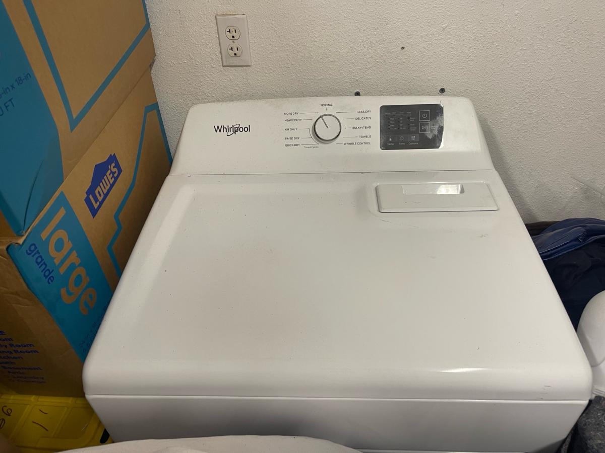 Whirlpool washer and dryer - Menifee, California - FleaMarketBay