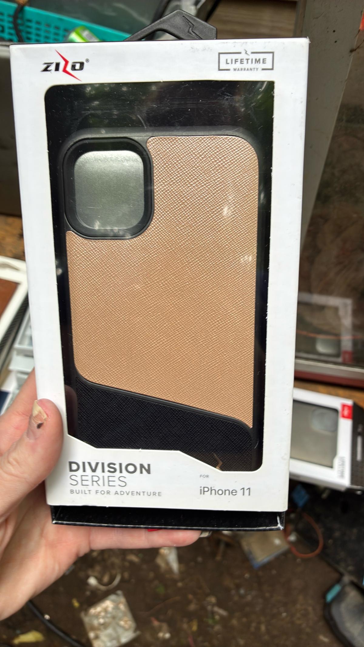 IPhone Caees - Lexington, Kentucky - FleaMarketBay