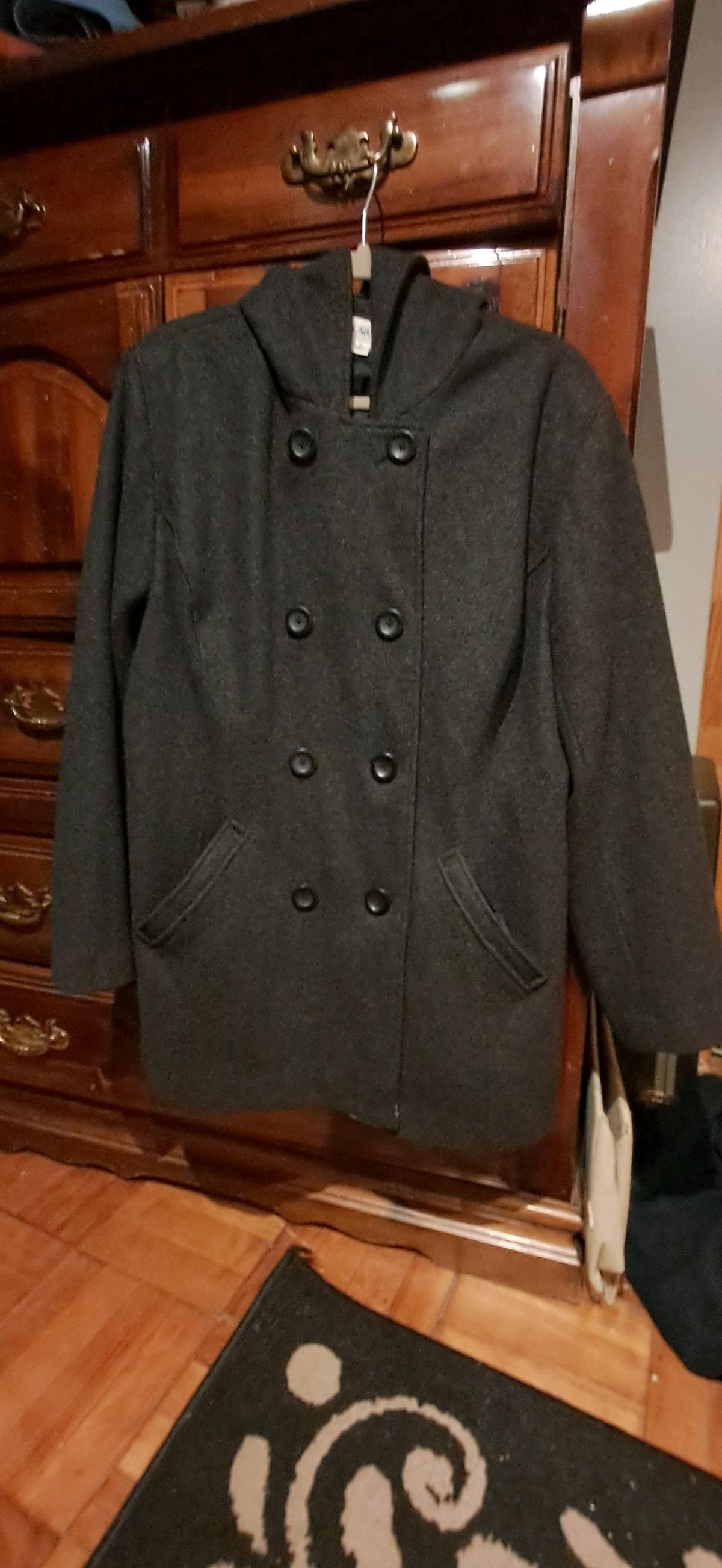 Cato dark gray hooded Jacket with lining on the inside - Spartanburg, South Carolina - FleaMarketBay