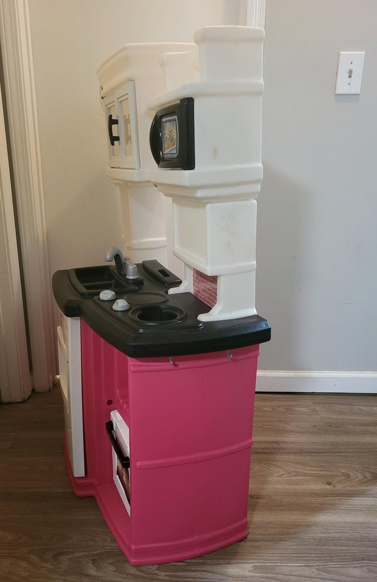 Step 2 Kitchen Toy - Antioch, Tennessee - FleaMarketBay