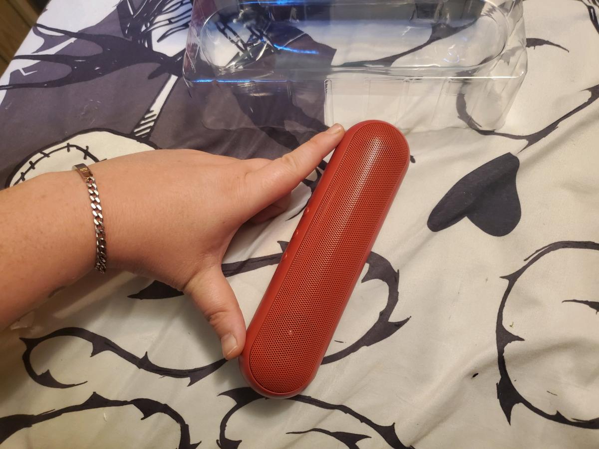 portable wireless Bluetooth speaker - Bradford, Pennsylvania - FleaMarketBay
