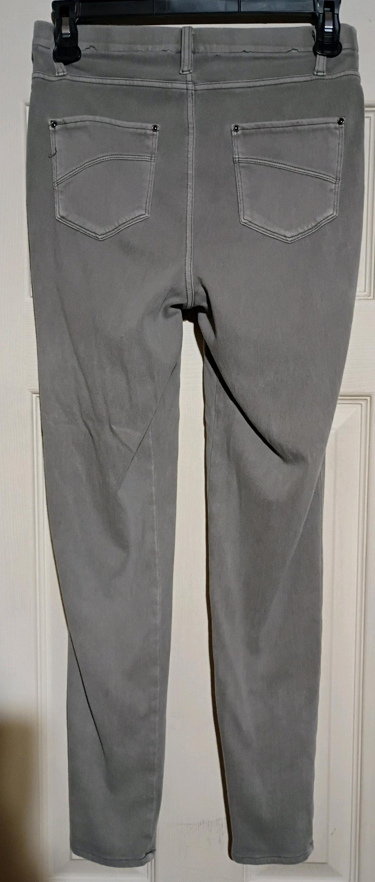 Time and Tru straight leg grey leggings - Laurel, Mississippi - FleaMarketBay