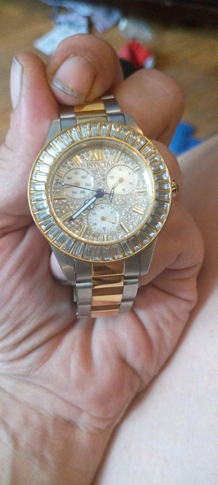 invicta angel series womans watch - Duluth, Minnesota - FleaMarketBay