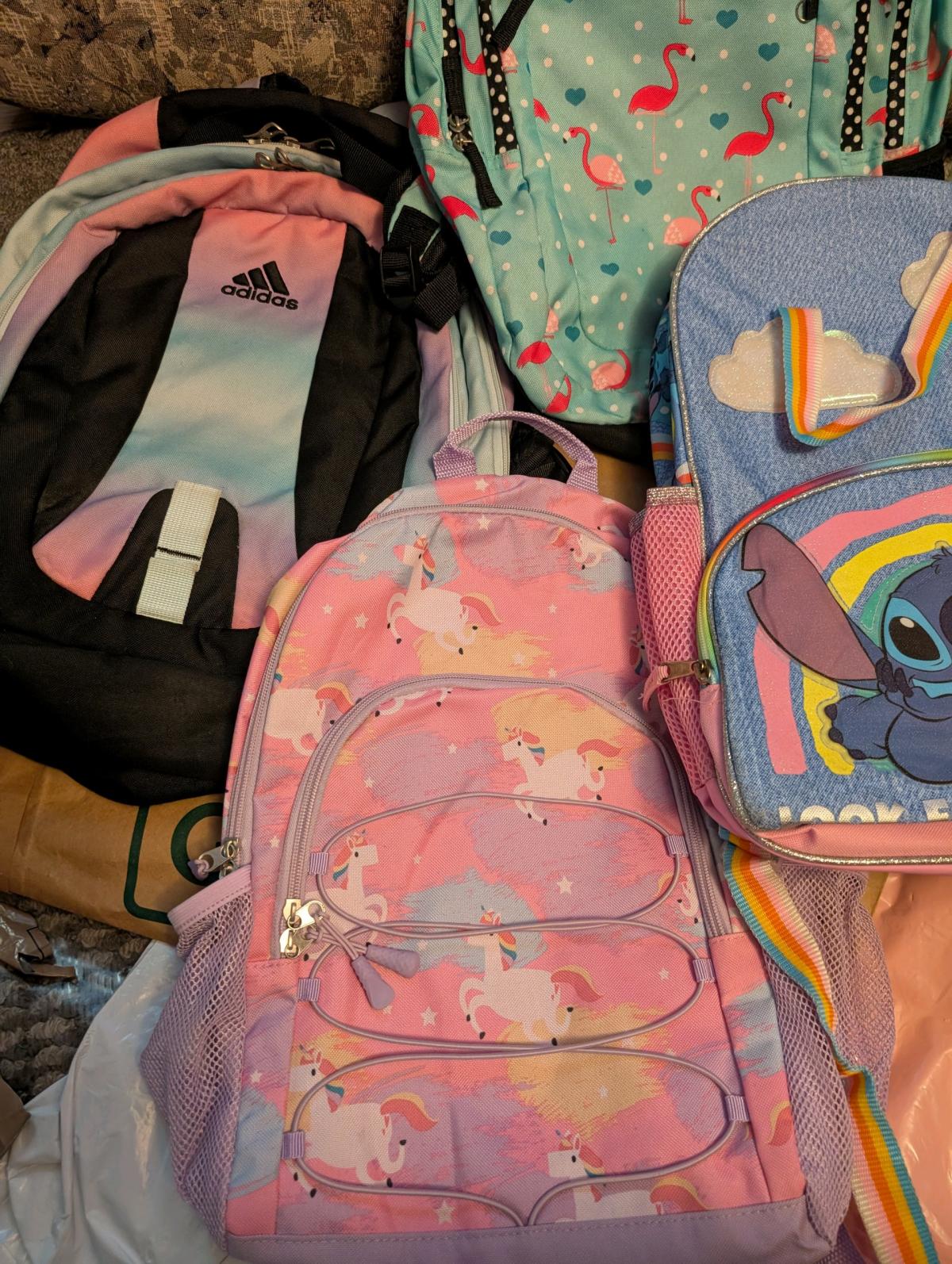 school backpack - Los Angeles, California - FleaMarketBay