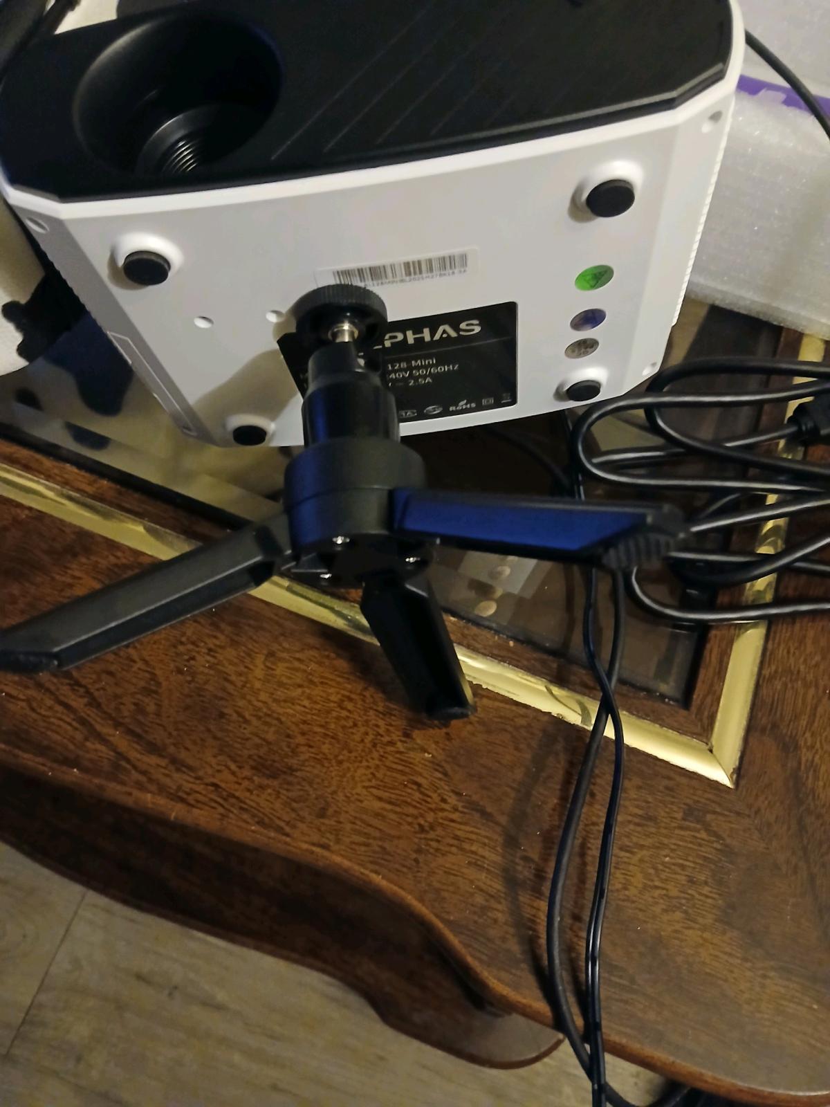 video projector - Pocatello, Idaho - FleaMarketBay
