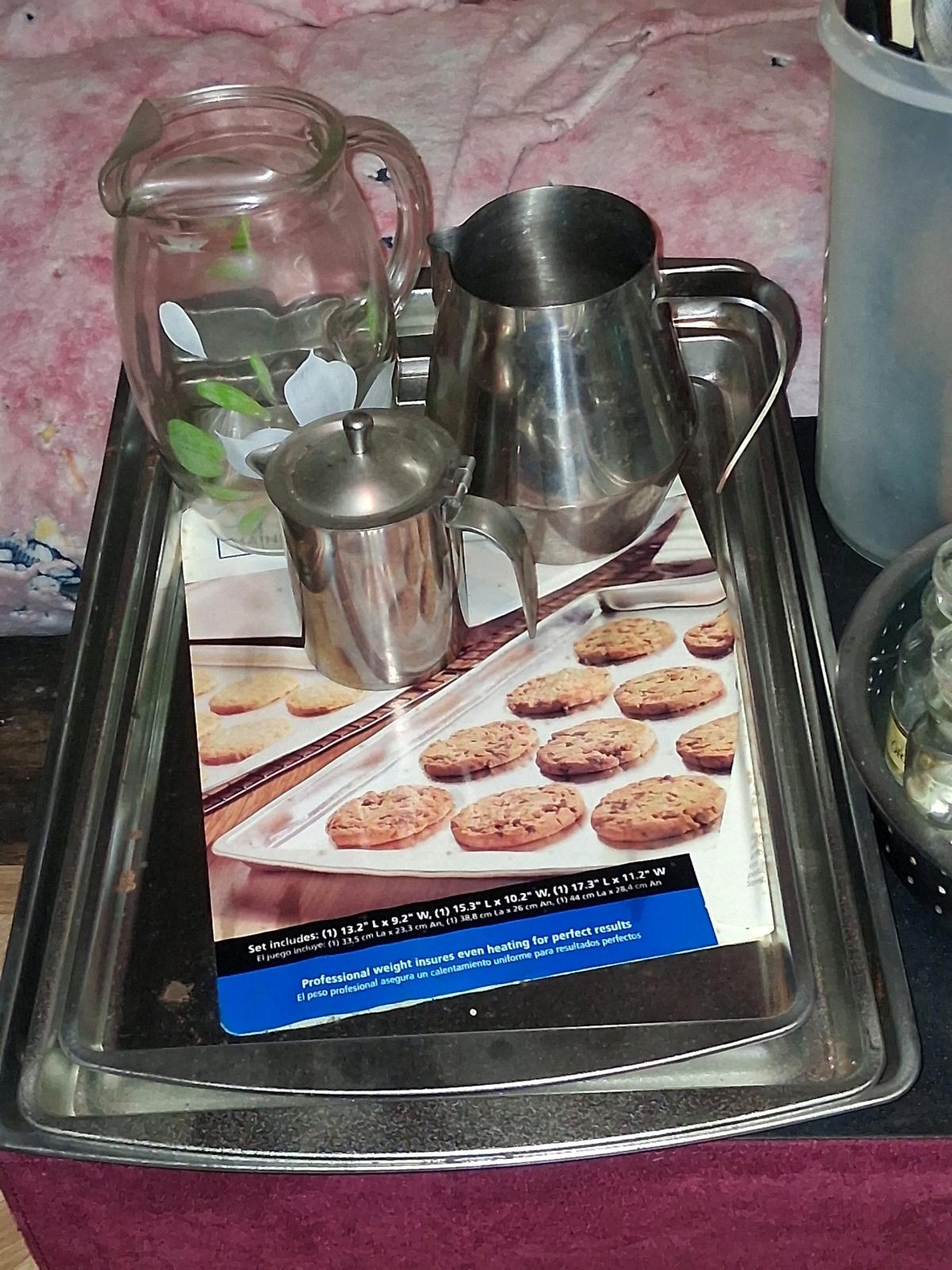 Random dishes post cards and 2 plaques - Fort Smith, Arkansas - FleaMarketBay
