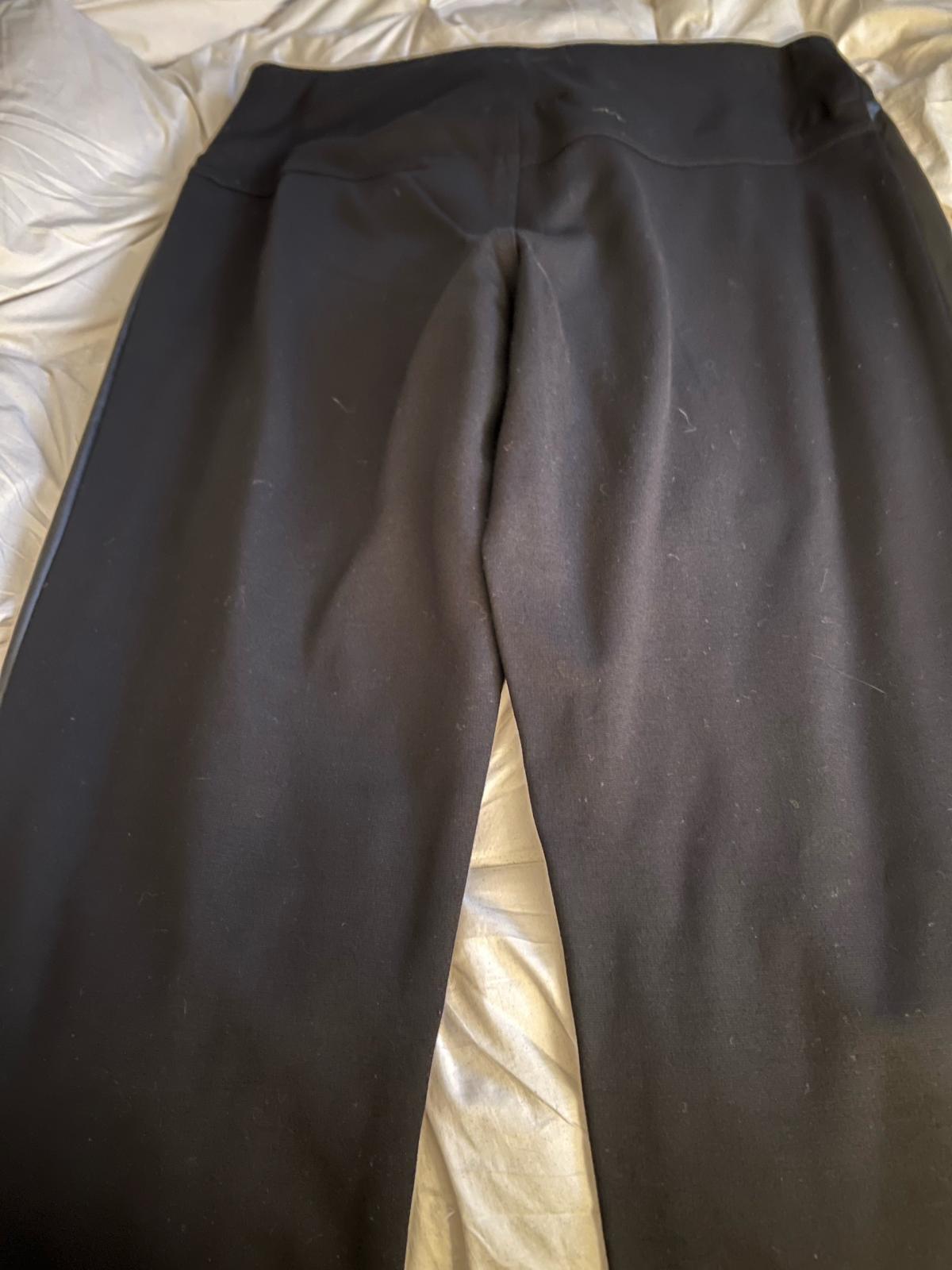 2Tone Faux leather one sided xl - Lynn, Massachusetts - FleaMarketBay