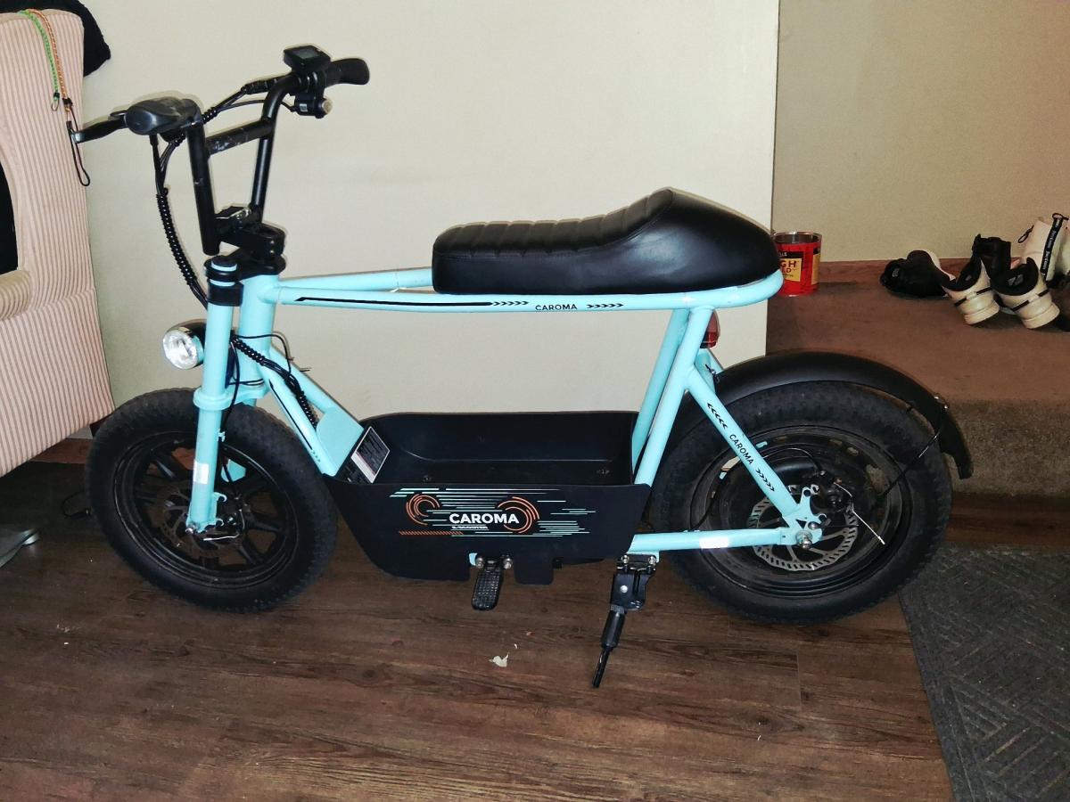 caroma D2 electric scooter - Advent, West Virginia - FleaMarketBay