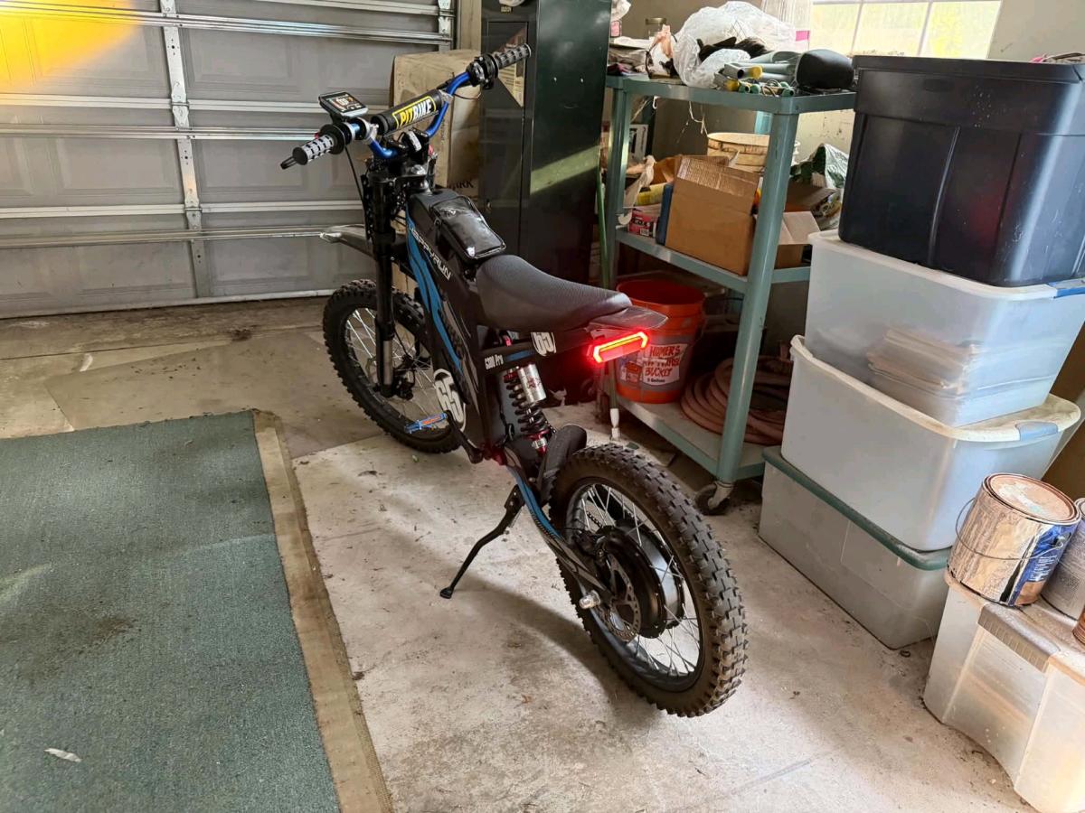 Happyrun g300 pro emoto with pedals goes 50 on offload mode - Fresno, California - FleaMarketBay