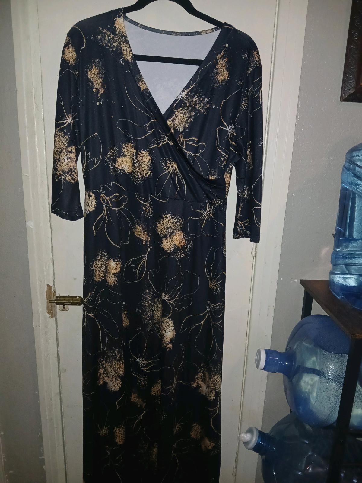dress  good condition - Abilene, Texas - FleaMarketBay