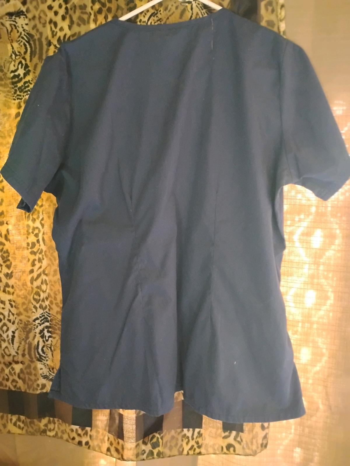 A Nice Womens Dark Blue Scrub with Three Snap Pockets - Swansea, South Carolina - FleaMarketBay