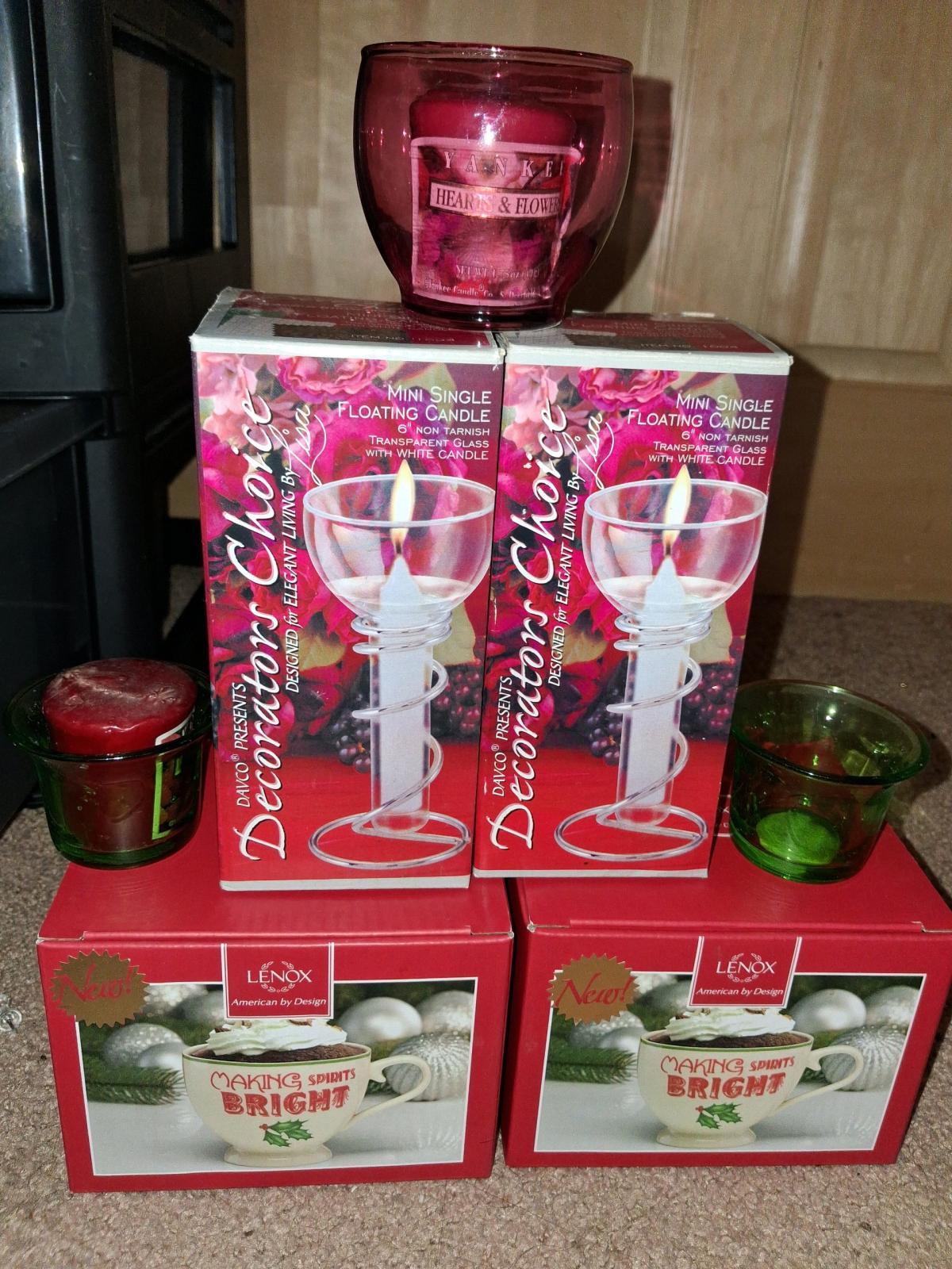 home decor Lenox 2 christmas mugs and 2 Yankee candles ext - Saint Marys City, Maryland - FleaMarketBay