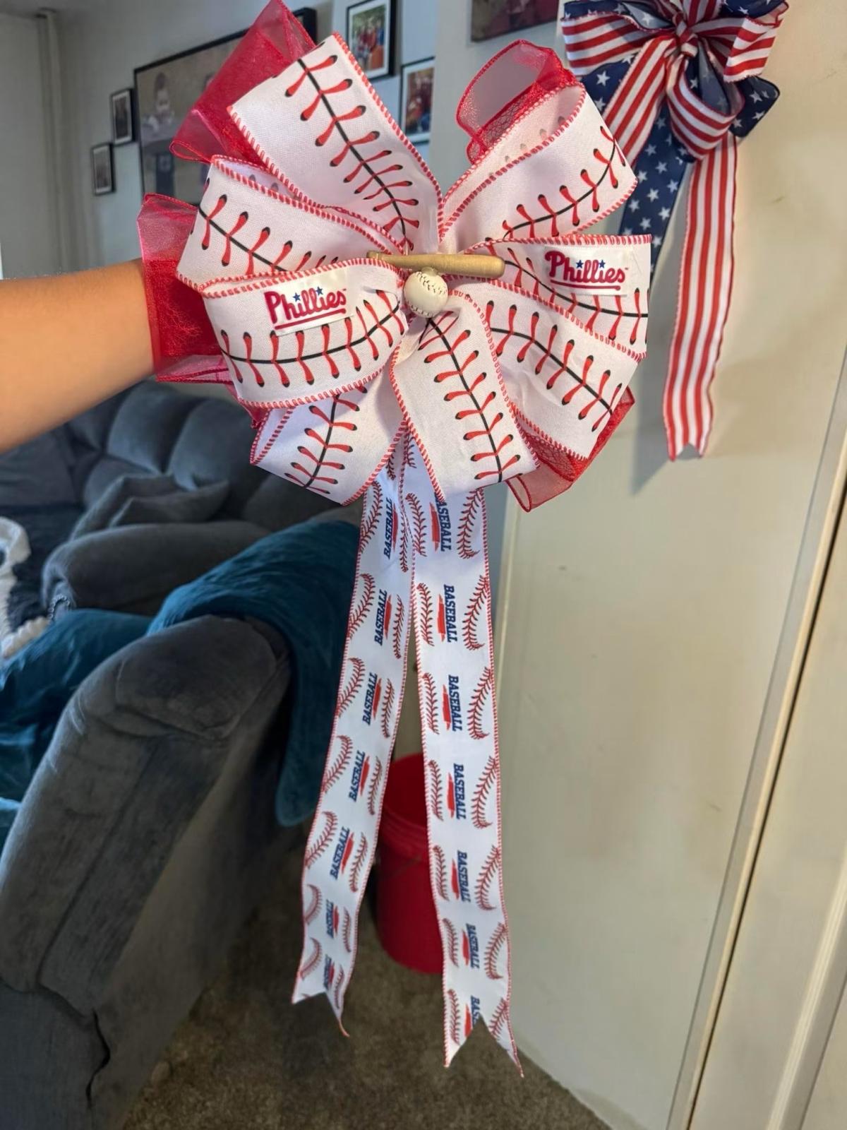 different themed handmade bows - Philadelphia, Pennsylvania - FleaMarketBay